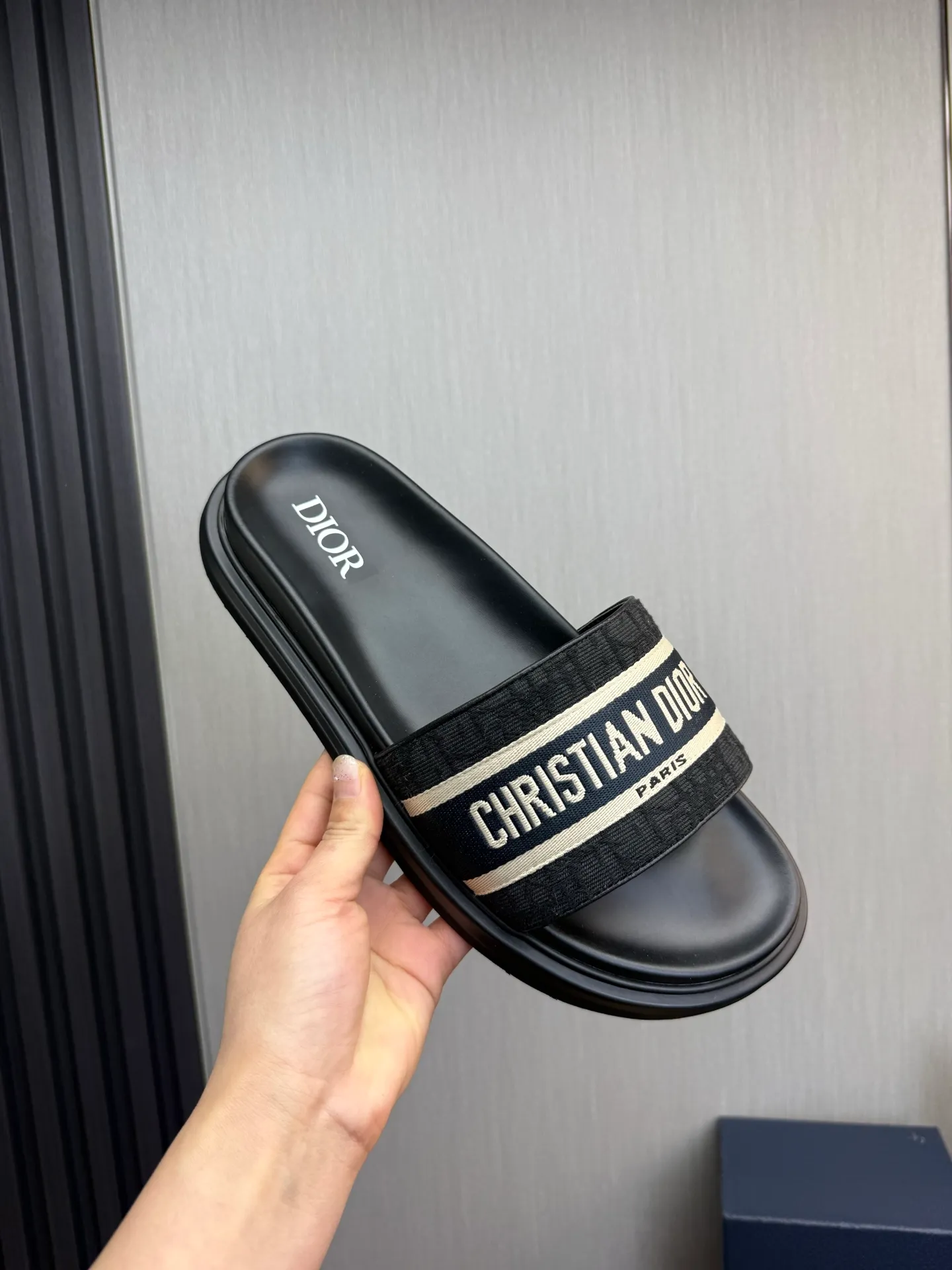 Men's shoes 260💰 Dior. Men's slippers🩴Official website 1:1 production 38-45 size 45 46 🉑️Customized original material shipped✅